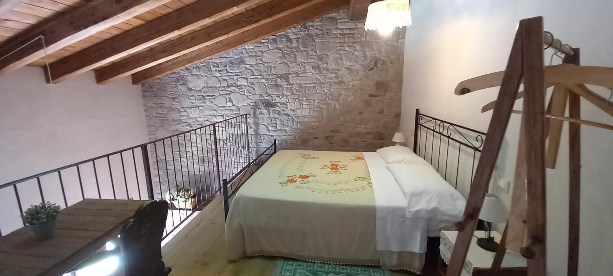 فندق La Casa Di Lillia كاستلنوفو ني مونتي المظهر الخارجي الصورة